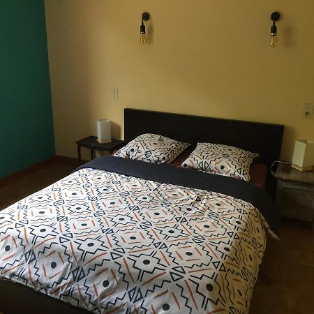 Agreable Chambre Chez Stanislas Cordes-sur-Ciel Extérieur photo